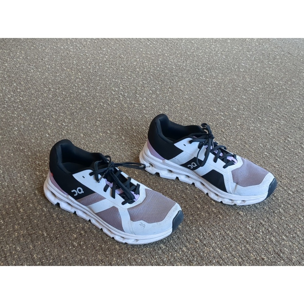 On Running Women’s Cloudflow Athletic Shoes - Light Gray/Black